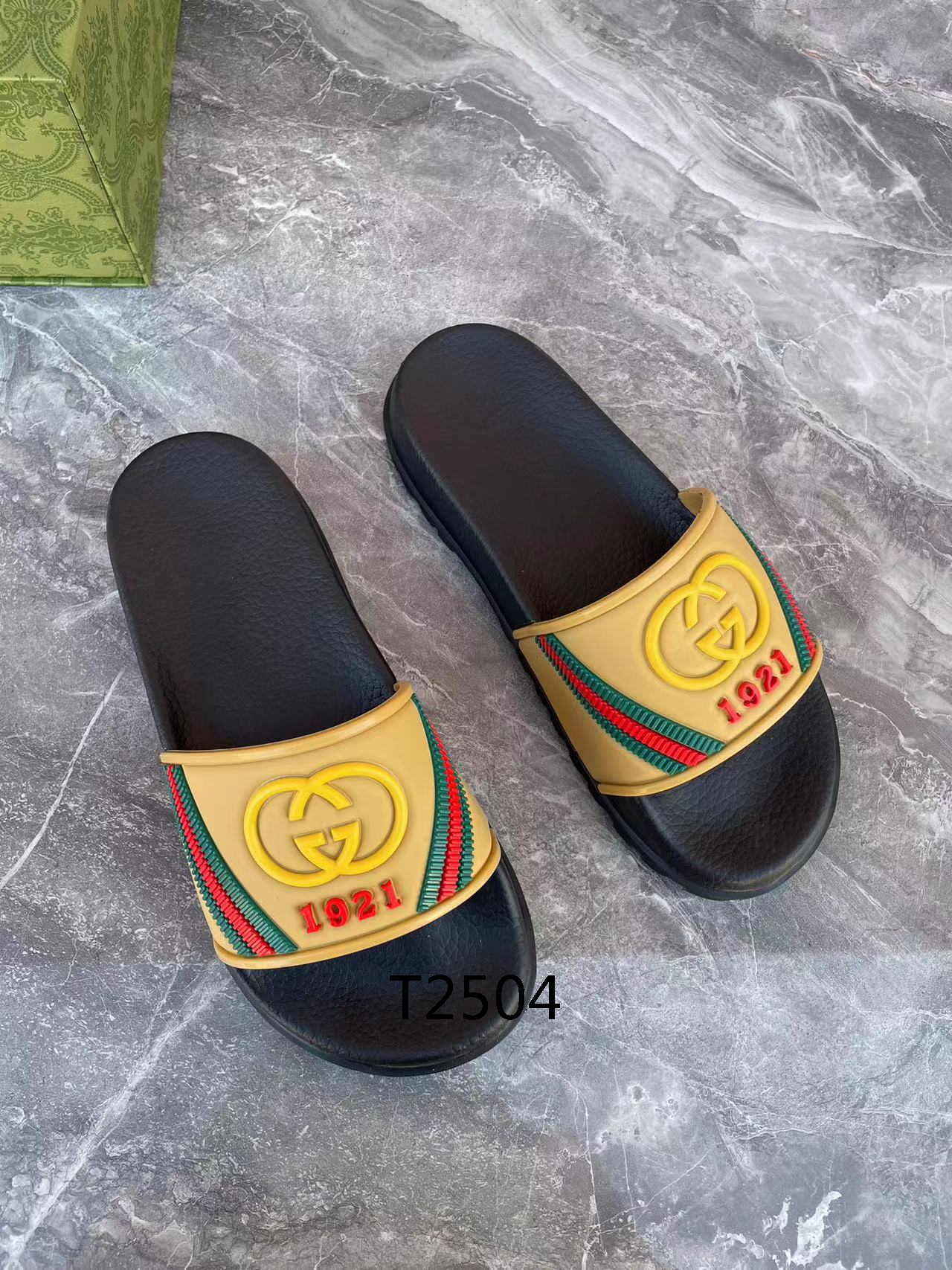 Gucci sz 38-46 h0517